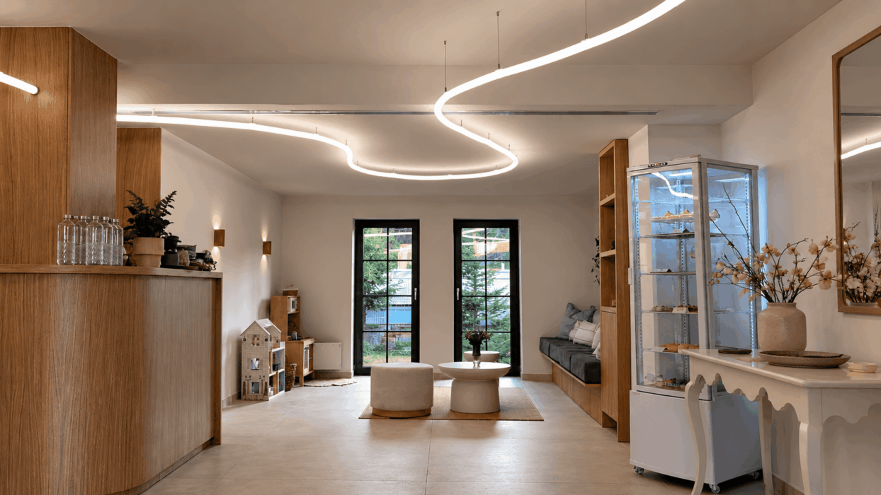 COLORS NNR40 LED NeonFlex v interiéri MIESTA v Novom Meste nad Váhom